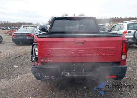 2025 Honda Ridgeline Black Edition z USA, uszkodzony, nr VIN 5FPYK3F83SB044954